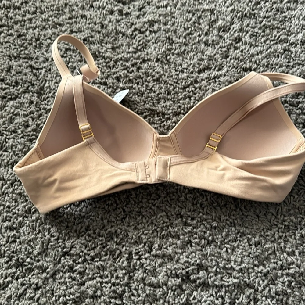 Soma Embraceable Wireless Bra - Picture 3 of 4